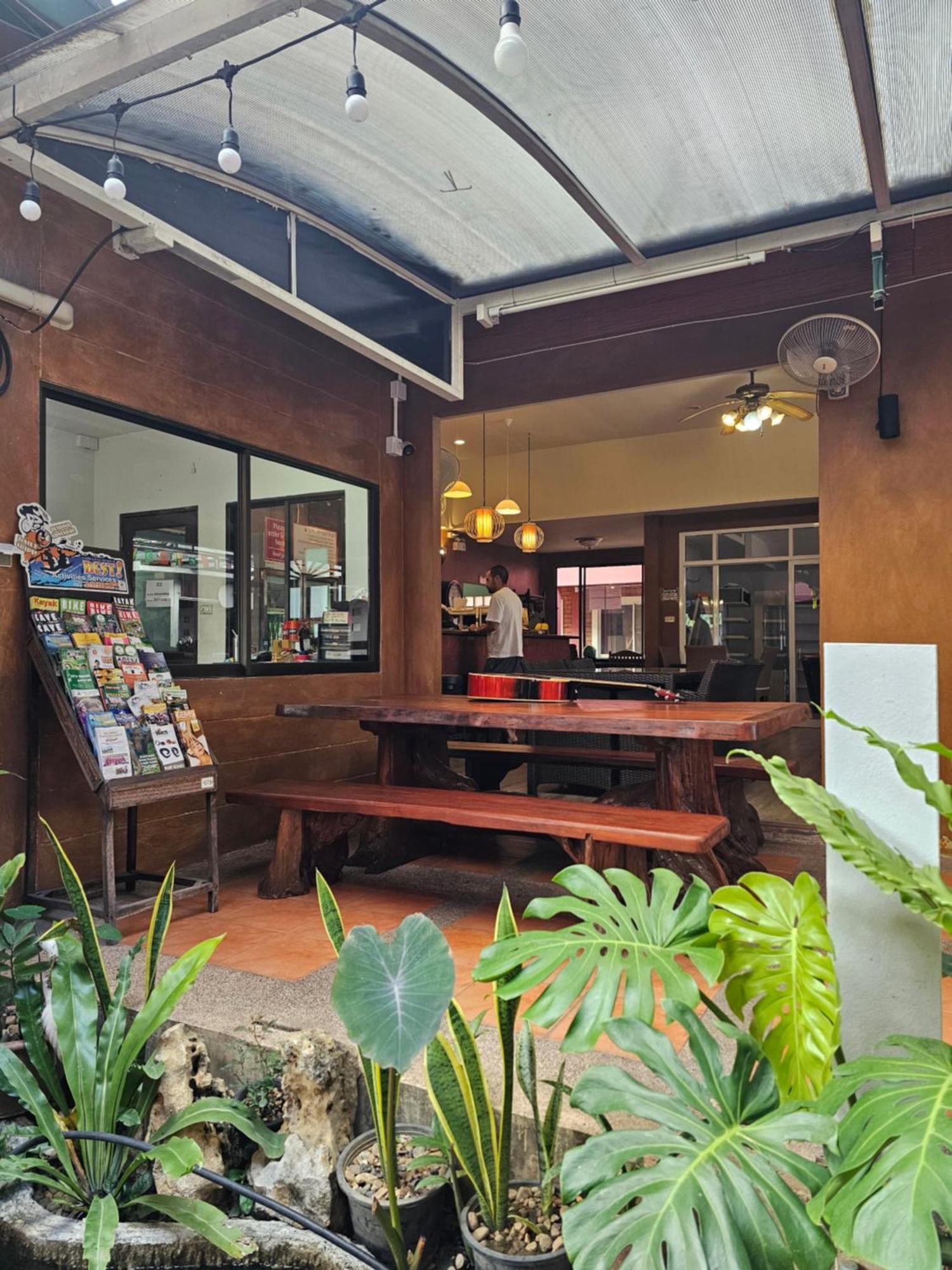 Red Brick Chiang Mai Exterior foto